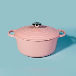 Le Creuset Round Cast Iron Dutch Oven 4.5 Qt 24 Cm Chiffon Pink Bonbon Hibiscus